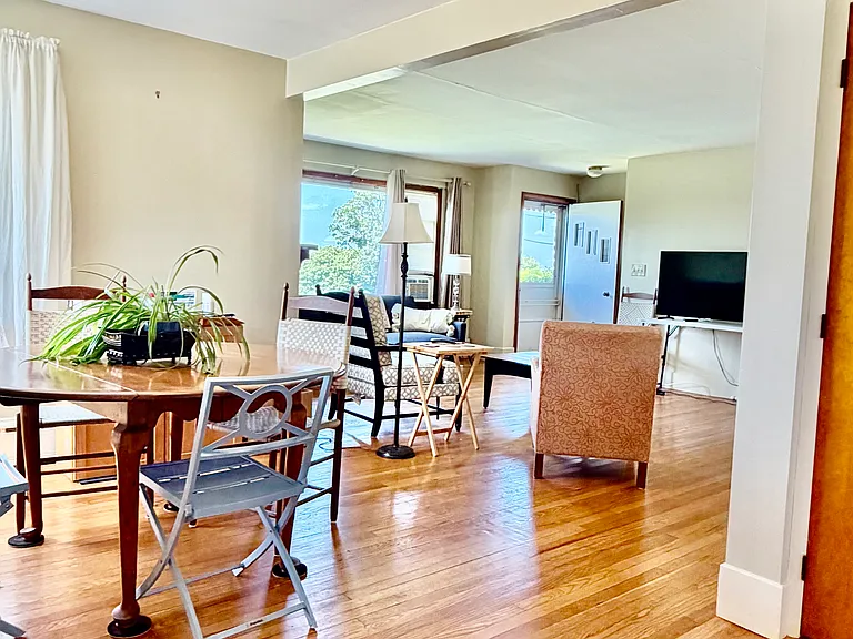 251 Browns Ln #A — Photo 9