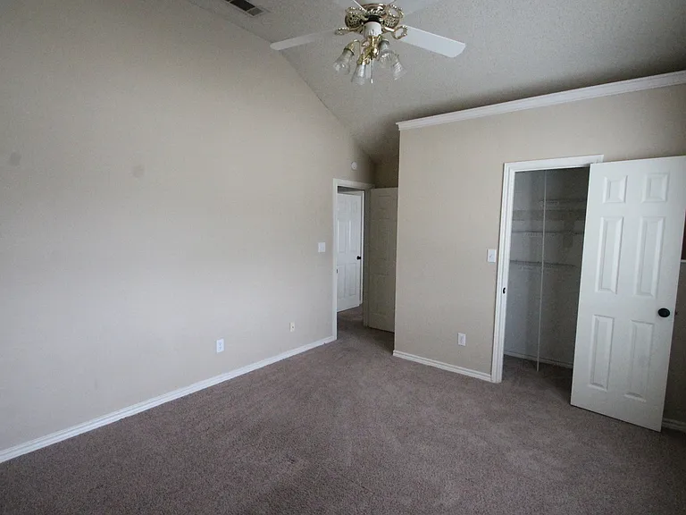 11900 Port Rd — Photo 18