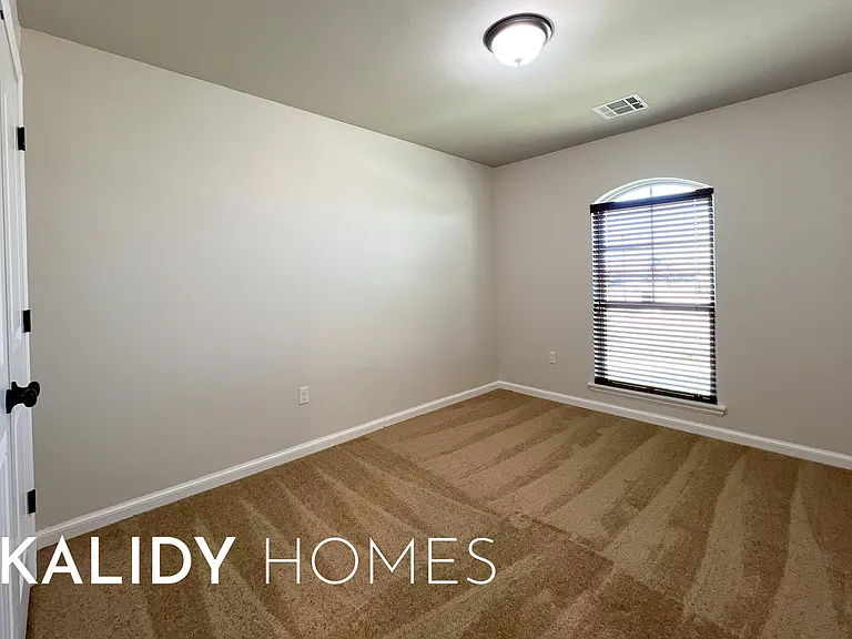 4812 Crystal Hill Dr — Photo 23