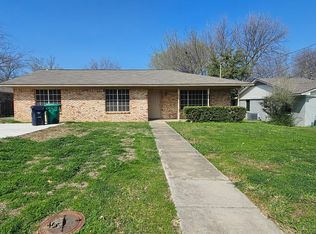 1405 E Sherman Dr, Denton, TX 76209