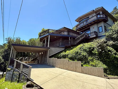 42 Castle Rock Dr Photo 1
