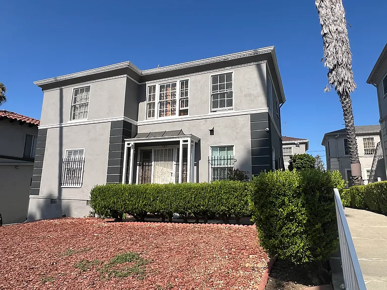 131 N Catalina St #133 — Photo 1