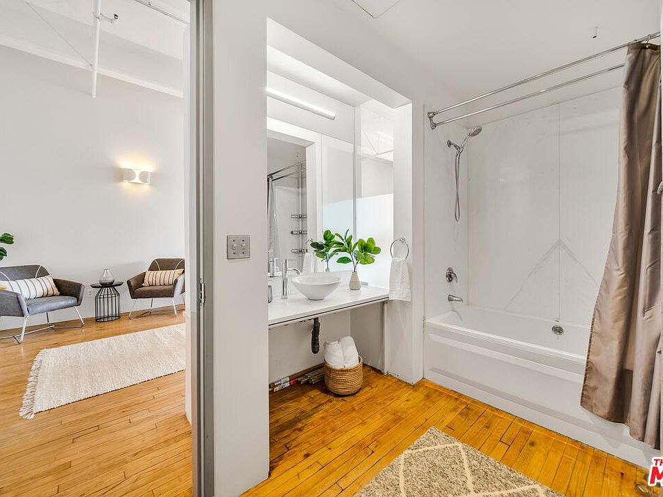 1st image of 1850 Industrial St APT 505