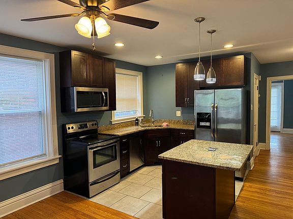 4th image of 4970 Lindenwood Ave