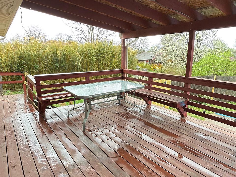 2nd image of 2830 E Turtle Creek Dr