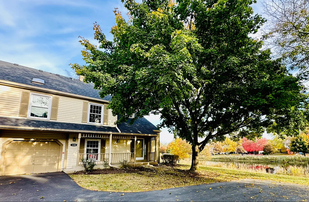 3 bed, 1.5 bath, 1297 sqft, $2,800 — Photo 1