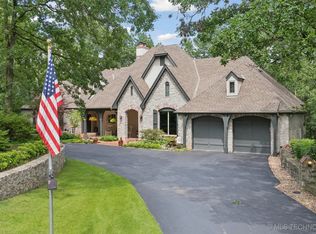 1025 N Woodland Pl, Sand Springs, OK 74063