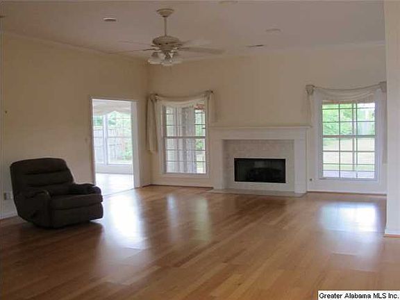 2nd image of 62 Ashton Ln