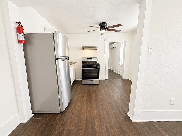 6833 Avenue C #3 — Photo 2