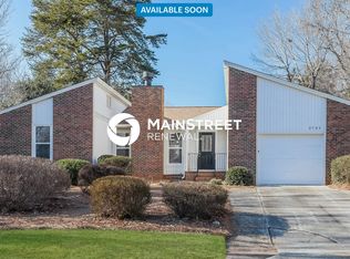 2705 New Garden Rd E, Greensboro, NC 27455