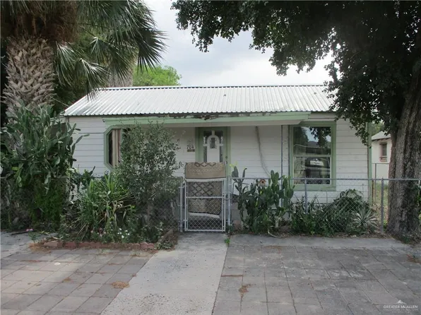 704 E 4th St, Rio Grande City, TX 78582