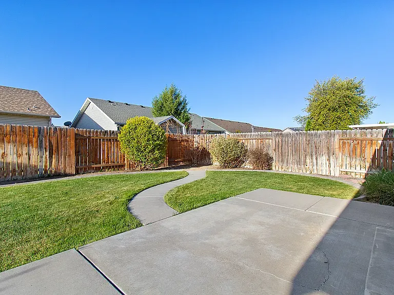 2530 Paintbrush Dr — Photo 8
