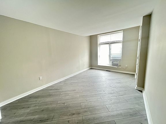 3rd image of 211 E North Ave APT 1