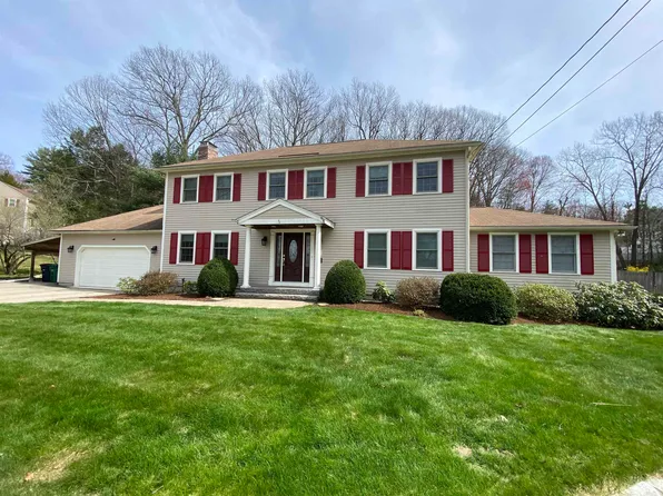 6 Aspen Court, Nashua, NH 03062
