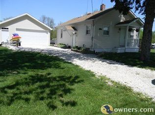 6711 W Jones Rd, Peoria, IL 61604