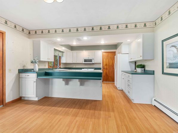 2801 W 700 S, Claypool, IN 46510
