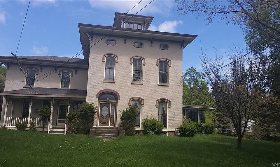 1st image of 2668 Bentley Ave