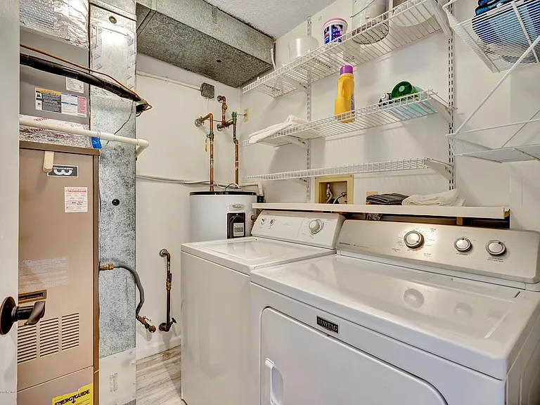 42 Hamilton Ave #B11 — Photo 23