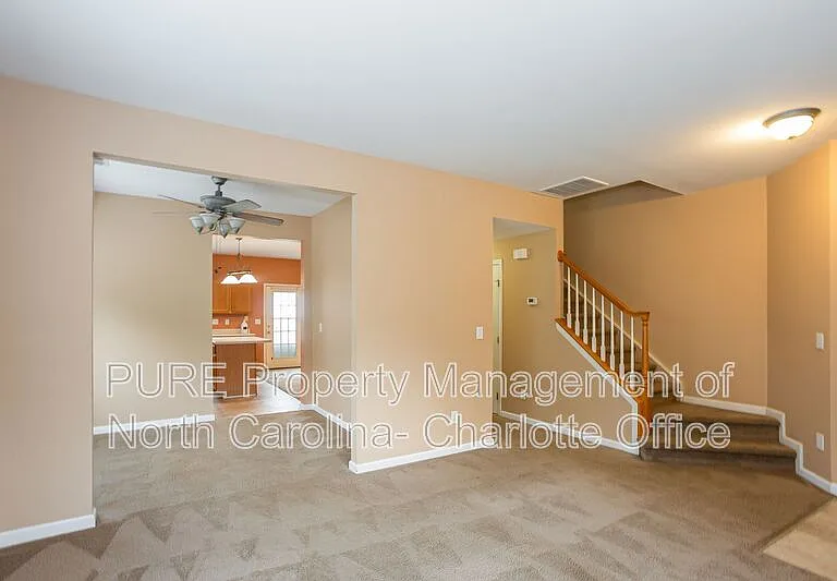 18040 Delmas Dr — Photo 3
