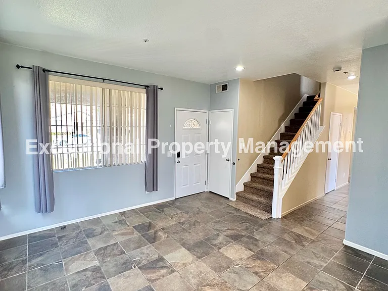 15381 Citation Ave — Photo 3