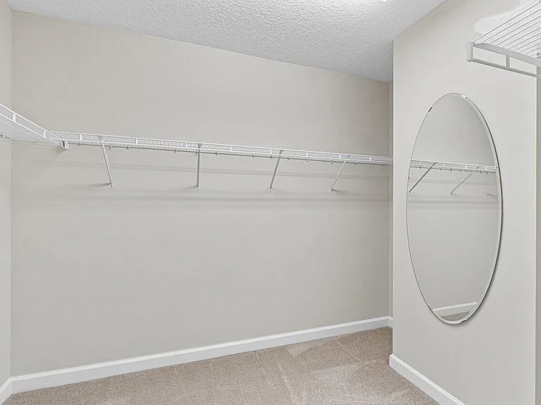 526 Commons Dr — Photo 19