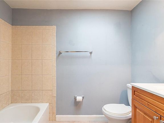 5th image of 8303 Canosa Pl