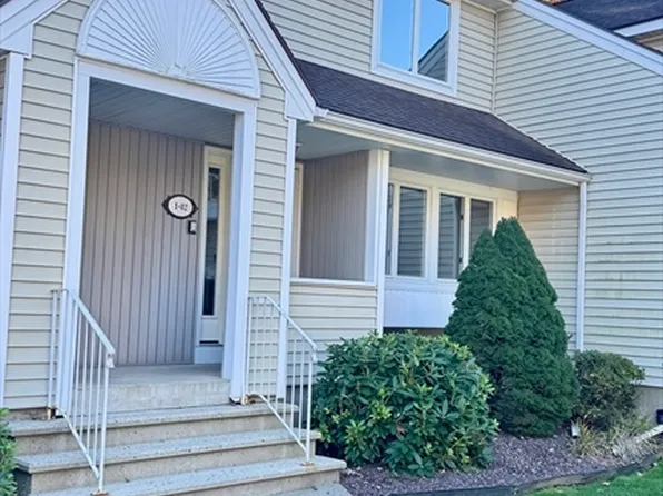 2205 Boston Rd APT I82, Wilbraham, MA 01095