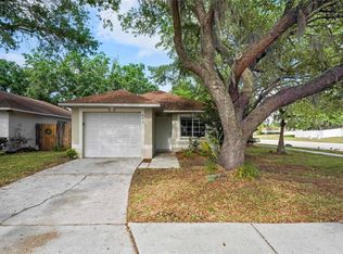 402 Abigail Rd, Plant City, FL 33563