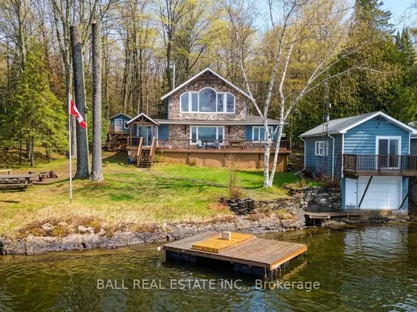 205 Moffat Rd, North Kawartha Township, ON K0L 1A0
