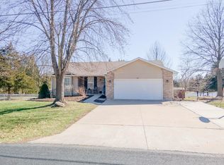 5412 E Thompson Rd, Columbia, MO 65202