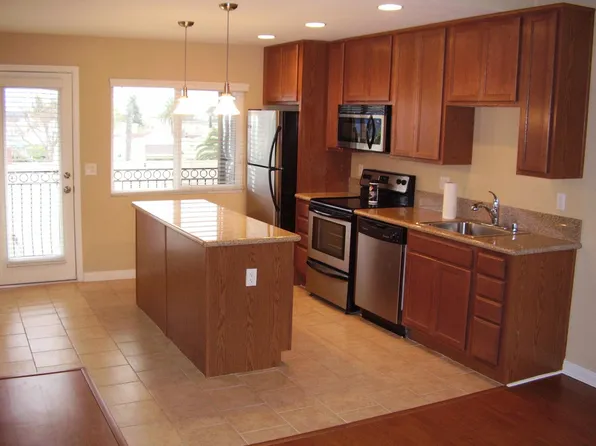 3611 Van Dyke Ave APT 6, San Diego, CA 92105