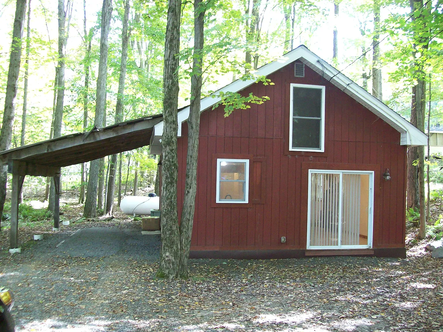 3 bed, 1.5 bath, 900 sqft, $1,400 — Photo 2