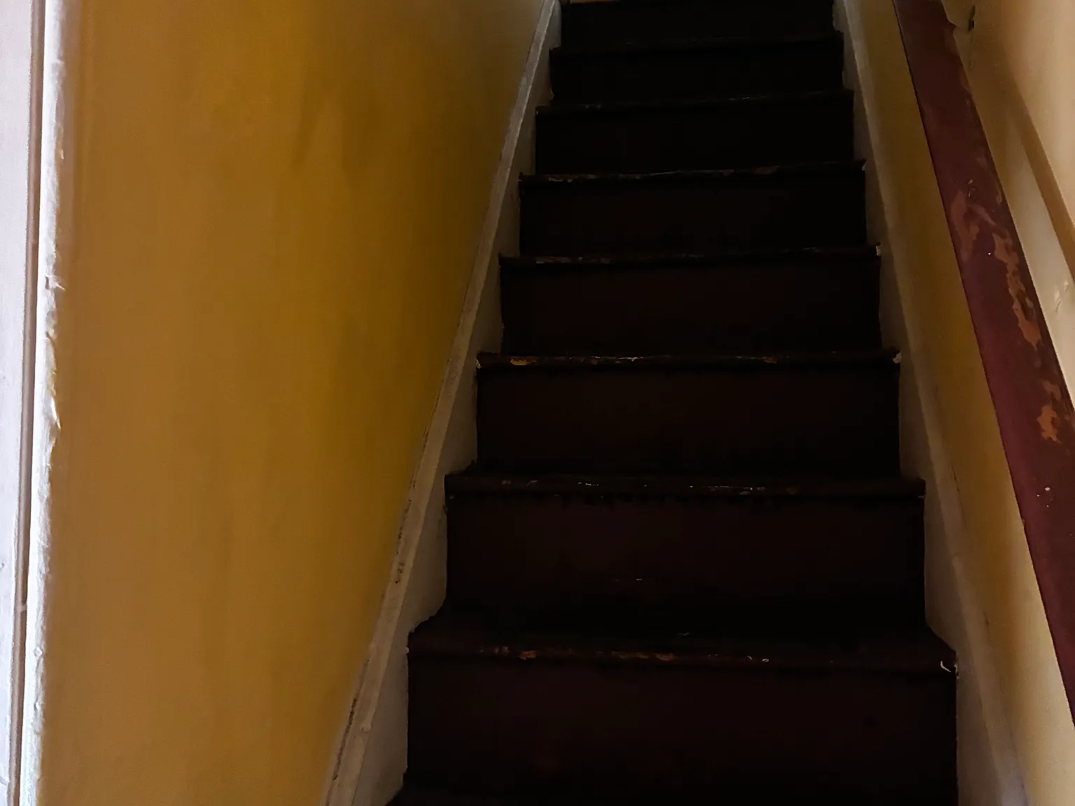 148 W Marshall Street — Photo 4