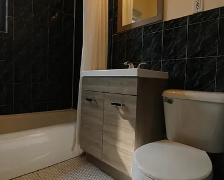 28 Park Vale Ave #111 — Photo 2