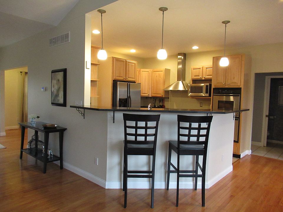 Eating bar for 5 stools