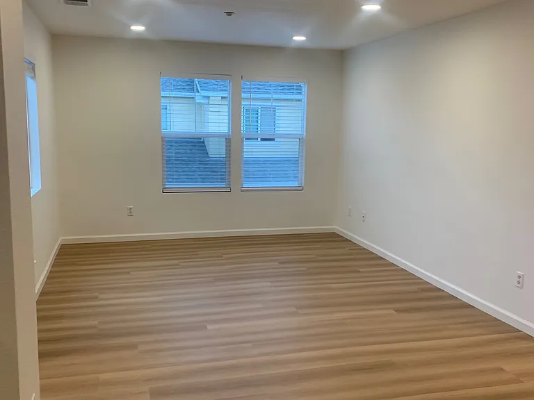 230 Wildrose Cmn #1 — Photo 23