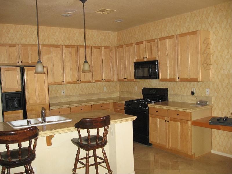 2nd image of 72 Vista Del Mar St