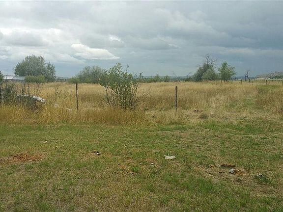 5th image of 410 E Carbon Ave