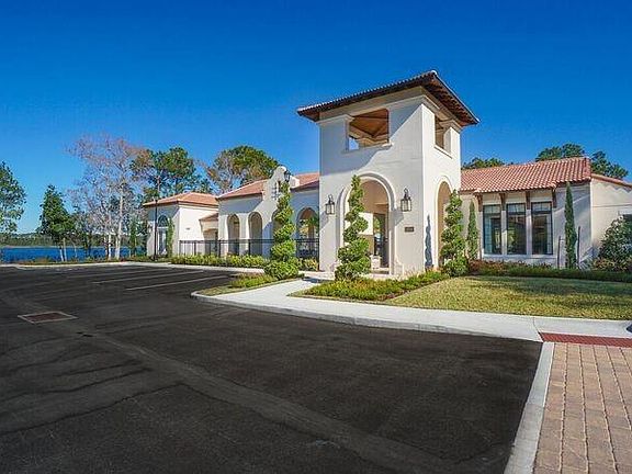 3rd image of 10426 Royal Cypress Way