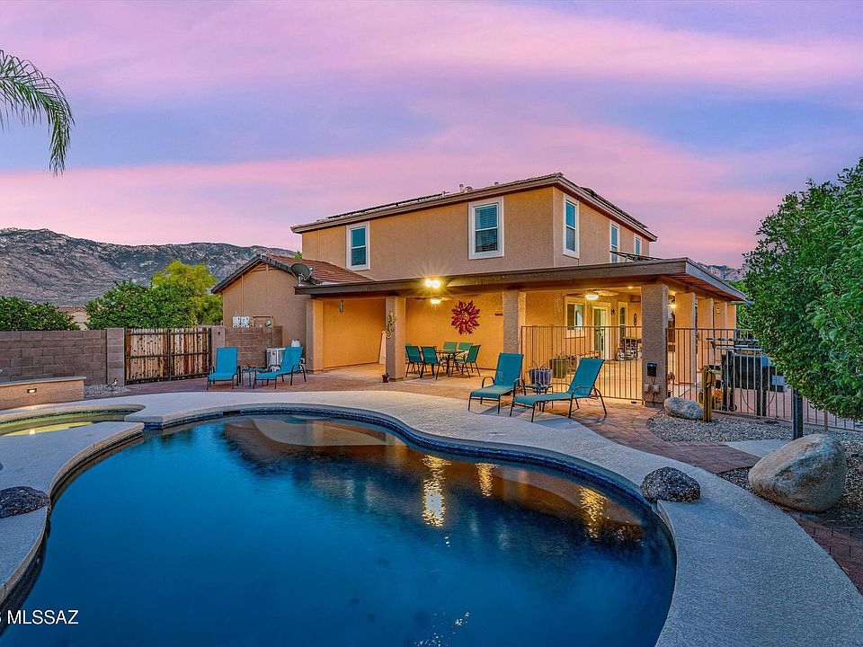1st image of 3703 E Capriole Pl