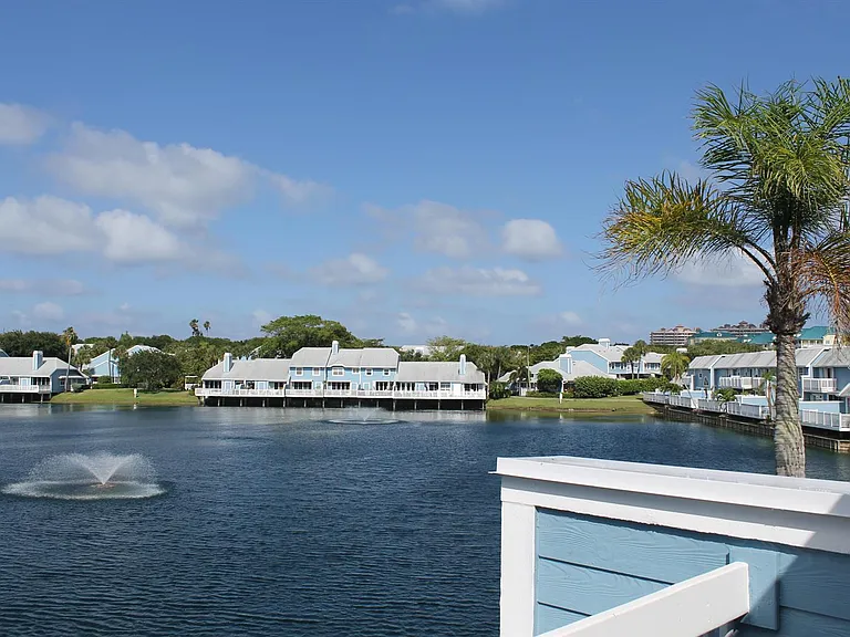 1120 Ocean Dunes Cir — Photo 33