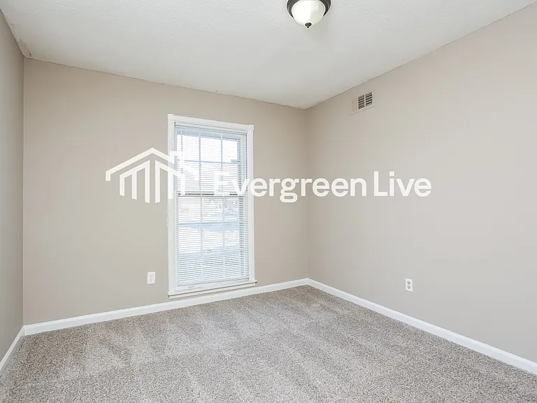 4265 Hillgate Cv — Photo 11