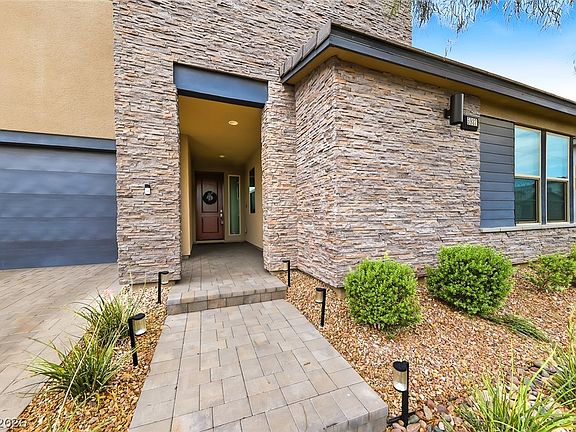 2nd image of 5937 Villa Loma St