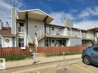 2336 151st Ave NW, Edmonton, AB T5Y2L1