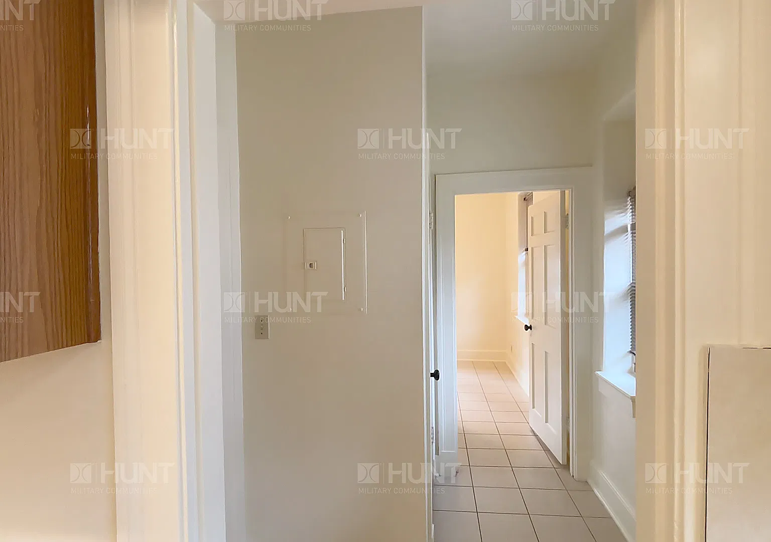 4 bed, 2.5 bath, 2571 sqft, $1,850 — Photo 3
