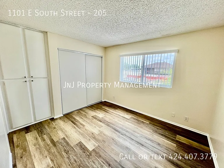 1101 E South St #205 — Photo 8