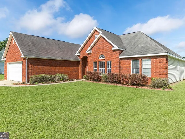 105 Millstone Way — Photo 4