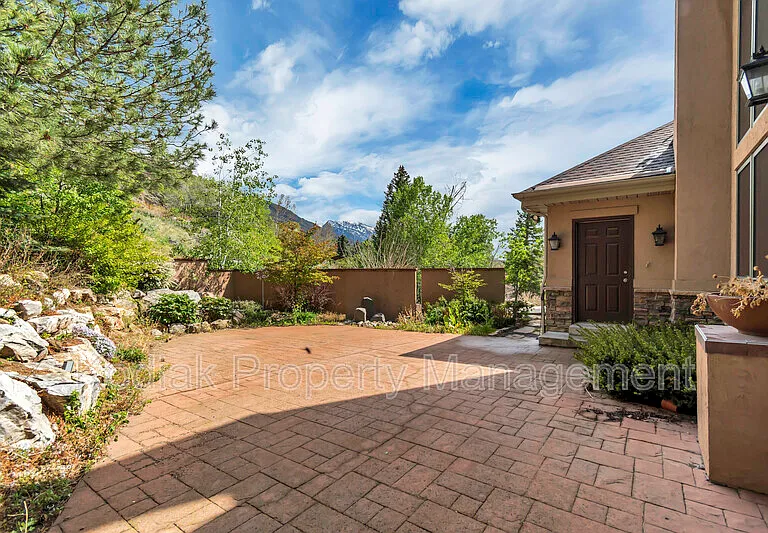 3608 E Crest Mount Cir — Photo 6