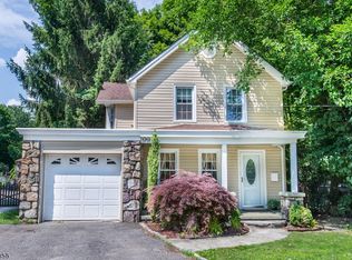 99 Glenwild Ave, Bloomingdale, NJ 07403