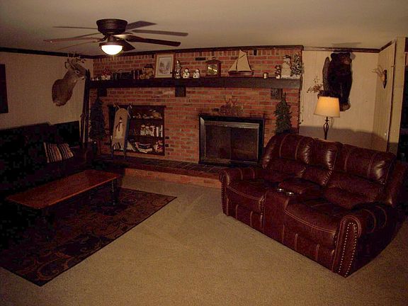 5th image of 3326 Terrace Dr